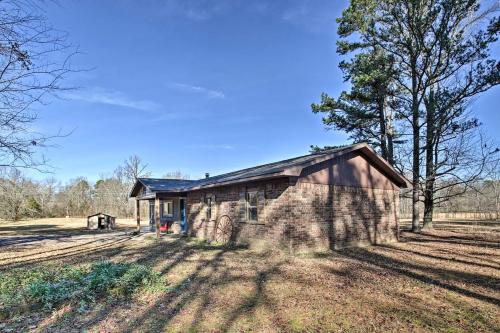 Secluded Boles Home Near River Pets Welcome!