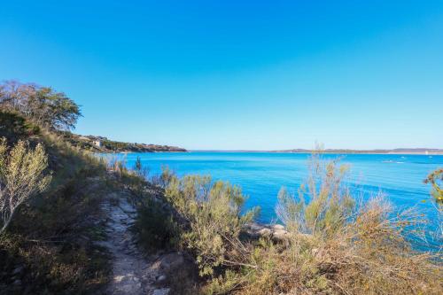 Brand New Modern Canyon Lake Home with Fire Pit - main image