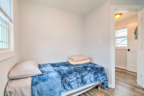 Modern Townhome Walk to Beach, Bars and Eats!