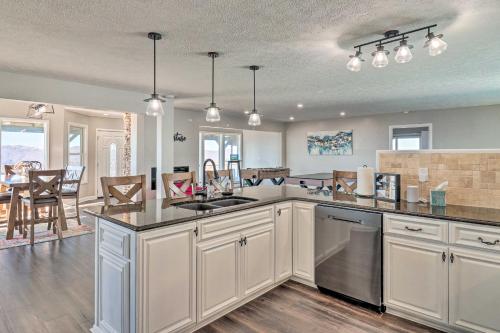 North Carolina Vacation Rental with Fire Pit and Grill in Canton, USA