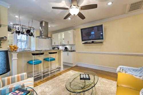 Chic Richmond Apartment with Deck and Patio! - image 2