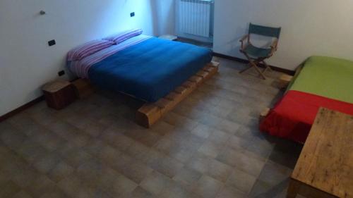 A Priori - image 11