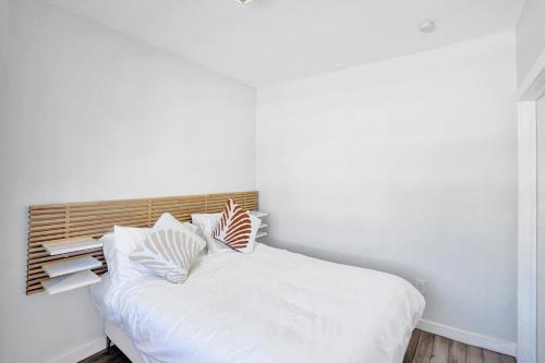 Beautiful 2br South Beach!!! - image 2