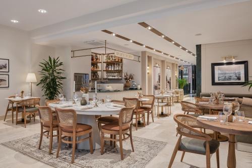 ห้องอาหาร, เดลิตา ซิตี้ โฮเทล (Delita City Hotel) in ชิชลี