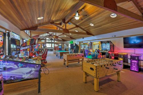 Cozy Northstar Village Condo Walk to the Gondola! - image 41