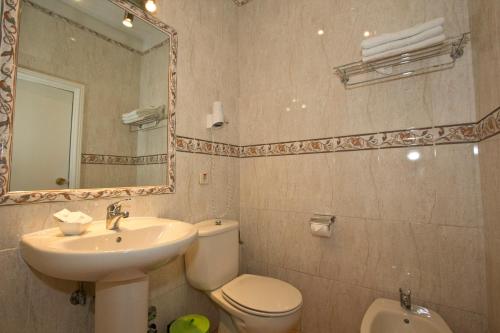 Triple Room image 4