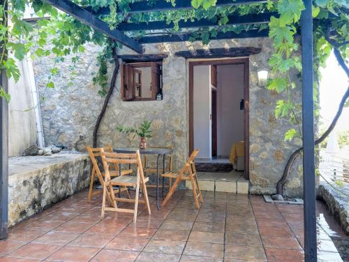  Beautiful Villa near Sea in Palaiochora in Paleochora