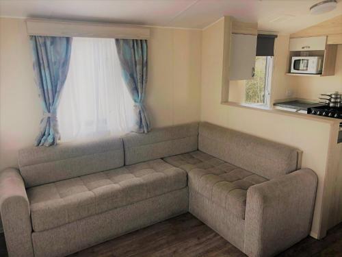 Spruce Deluxe Holiday Home - image 9