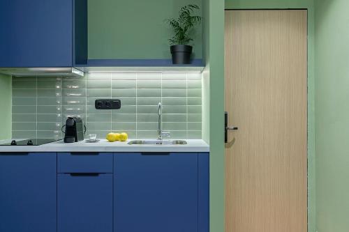 ACRO URBAN SUITES - image 4