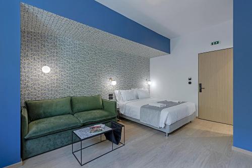ACRO URBAN SUITES - image 10