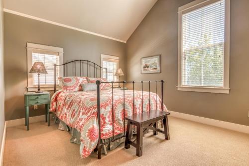Olivia's Park Place - image 8