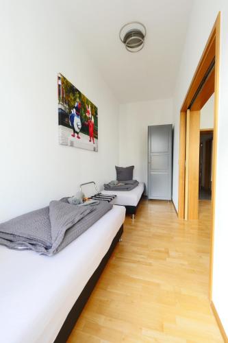 Wohnung mit Blick auf die Zitadelle Petersberg - 3 Zimmer Wohnung mit Blick auf die Zitadelle Petersberg - 3 Zimmer