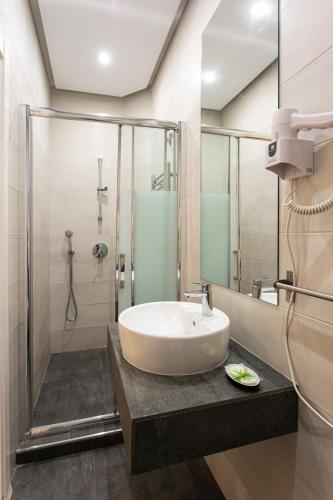 Hostal Manuela by gaiarooms