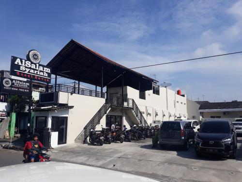 Alsalam Syariah Guesthouse – Surakarta (Solo), SD