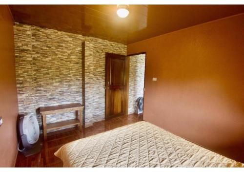 Cabinas Los Tucanes Private Room #1 with Volcano view