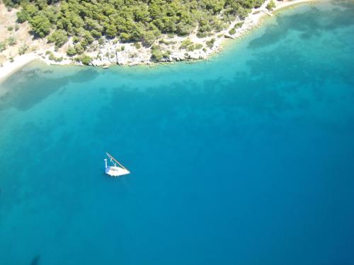 Saronis Hotel - image 3