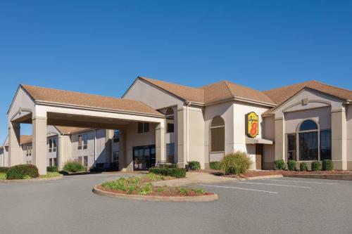 Super 8 by Wyndham Olive Branch