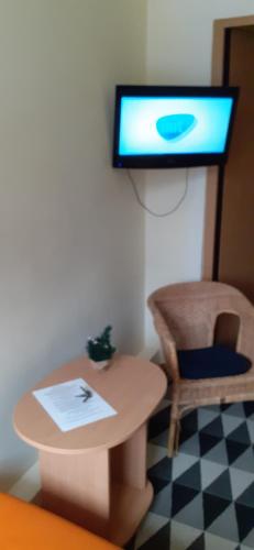 Small room with a private external bathroom, Kaunas (foto 2)