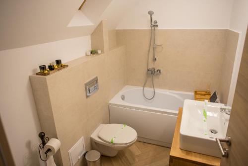 Boga Rooms - image 8
