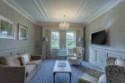 Ballyseede Castle - image 9