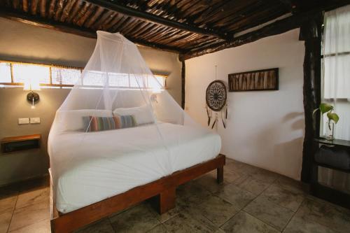 Tunich Jungle Cabanas