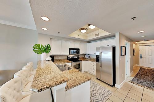 10th-Floor Seawind Condo Gulf Views & Heated Pool condo - image 4