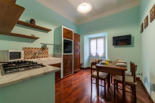 San Lorenzo Cozy and Comfortable Flat, Рим (фото 3)