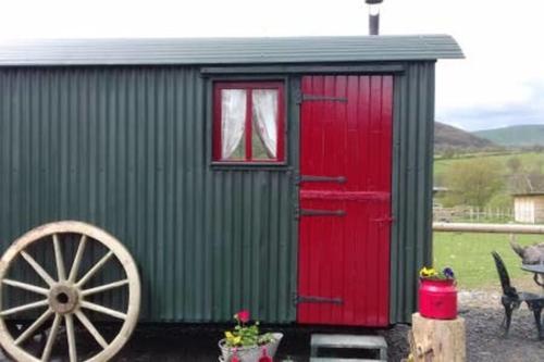 Ruby Shepherds hut sleeps 4 gîte à louer Abbey-Cwmhir
