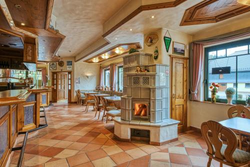 Hotel Haus Tiefenbach - image 3