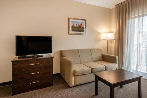 MainStay Suites Moab near Arches National Park - image 6