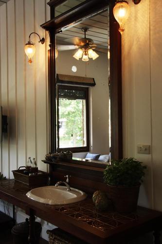 The Bhuthorn Bed & Breakfast, Bangkok (photo 3)