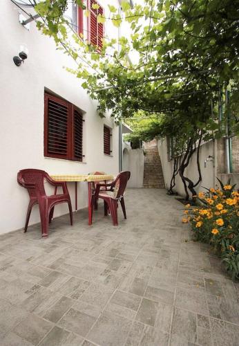 Apartments Šera - 50 m from beach - image 8