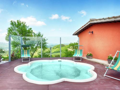 Swimming pool, Borgo with mini pool in the Apennines unspoiled nature beautiful views in Sant' Angelo in Vado