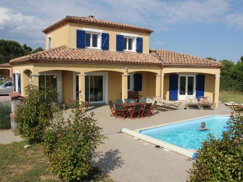 Villa Villemoustaussou gîte à louer Villemoustaussou