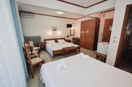 Vlachogiannis Hotel - main image
