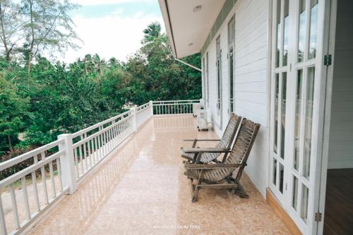 Thirty Tree Garden House