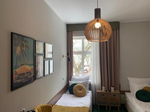 Standard Twin Room room in DW California