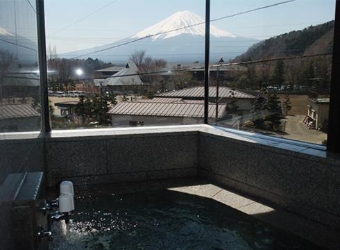 Auberge Mermaid Stop at Fujisan Ichibo Auberge Mermaid to discover the wonders of Fujikawaguchiko. Offering a variety of facilities and services, the property provides all you need for a good nights sleep. Service-m