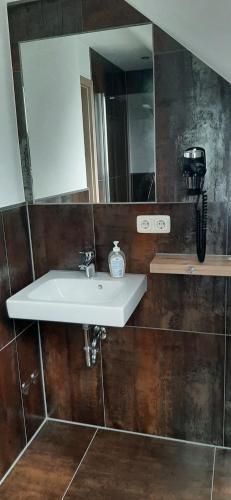 Bathroom, Hofmann`s Apartements & Ferienwohnungen in Oberdachstetten
