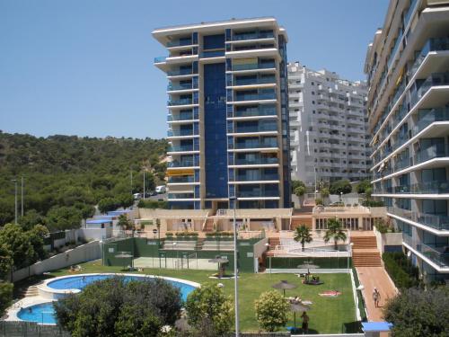 Apartment with Pool View  image 5