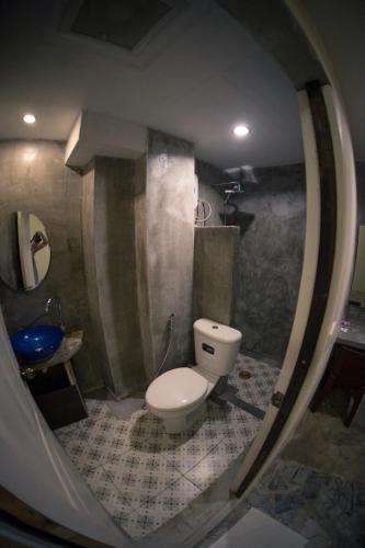 Laluna Room Type - Standard Twin Room