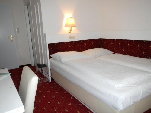Pension Pharmador Room Type - Small Double Room