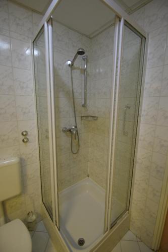 Bathroom, Hotel Vadaszkurt Superior in Vizivaros