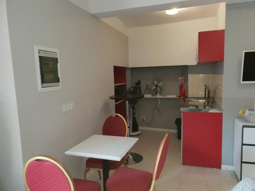 Jolie appartement L'enclave des secrets - image 4