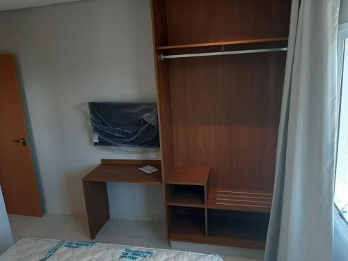 2 bedrooms, 5 beds