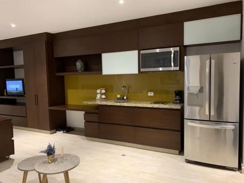 Moderno apartastudio en alto prado