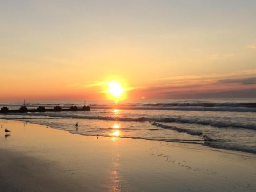 Acacia Beachfront Resort in Wildwood Crest, USA