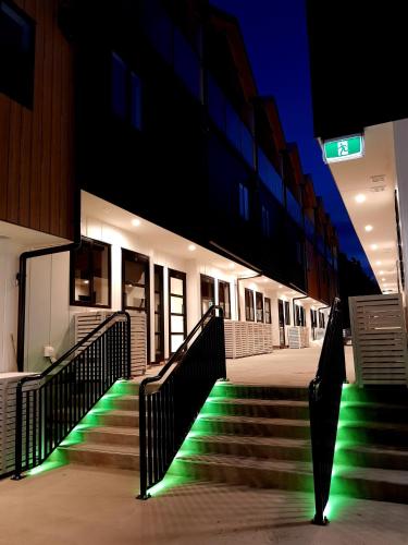 The Alex Apartments – Queenstown, CA