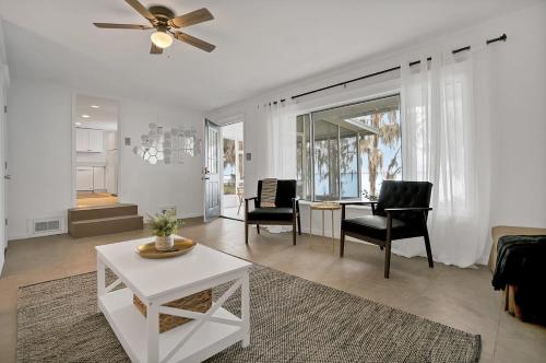 Riverfront Duplex with Dock Fishing Charcoal BBQ AMAZING Sunsets!! - image 4