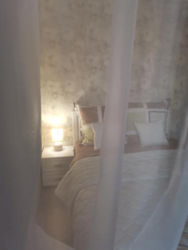 Cozy and bright apartment - image 2